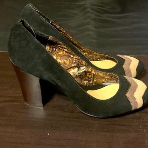 Missoni Black Suede Striped Pumps